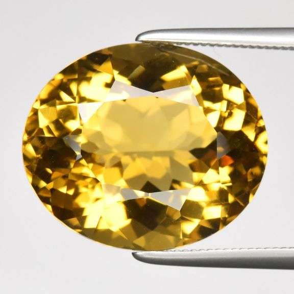 Impressive 8.93ct richly colored VVS grade oval cut Citrine! Untreated!