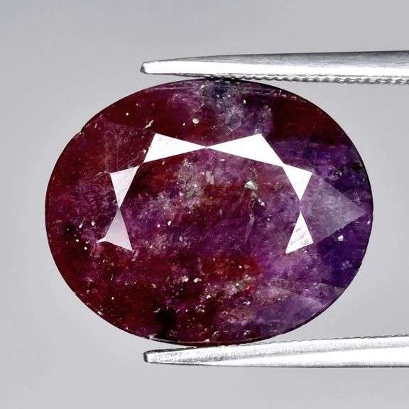 Cosmic! 9.35ct violet to red bi-colored Ruby!