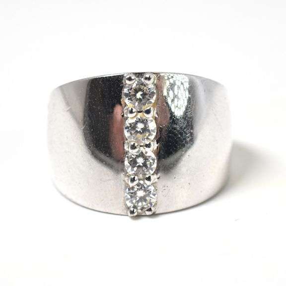 Sterling Silver Cubic Zirconia Gemstone Ring