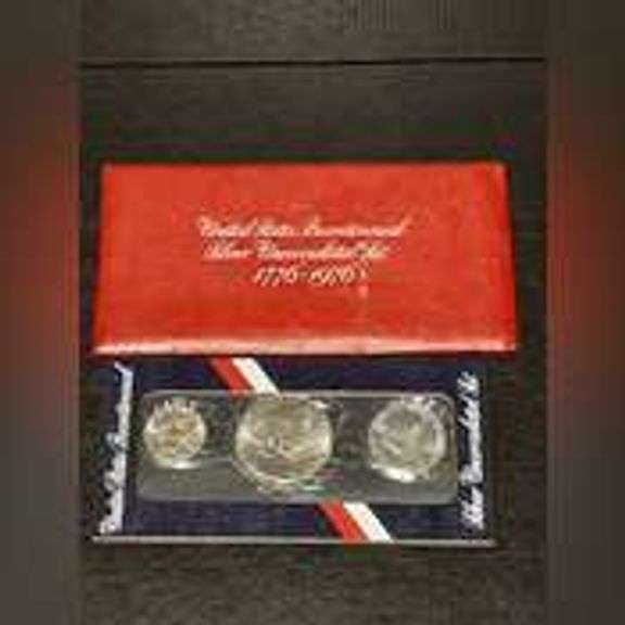 Three Unc 1976 3 Piece Silver Red Envelope Bicentennial Sets