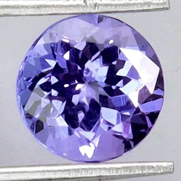 Vibrant violet blue! 1.35ct VS grade Tanzanite! Gentle heat only!