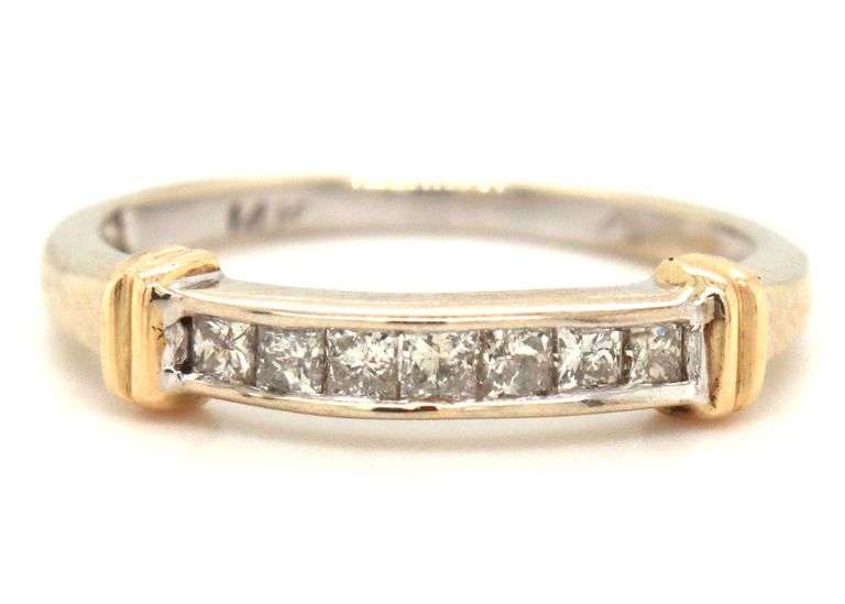 Tasteful 14K WG Princess Cut Diamond Band