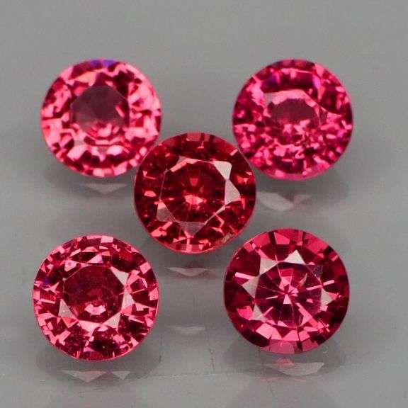 Vibrant pink with violet undertones! 3.58ct Rhodolite Garnet set!