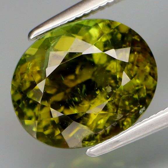 Deep olivine color! 4.04ct UNTREATED Peridot!