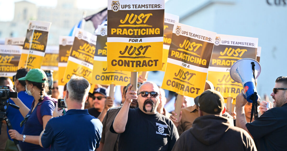 UPS Teamsters Across the Nation Are Voting on the Tentative Agreement - Vimarsana News
