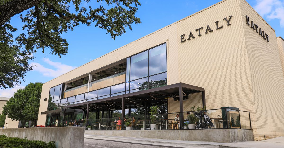 Bread Winners Cafe & Bakery Uptown Dallas Dallas, TX