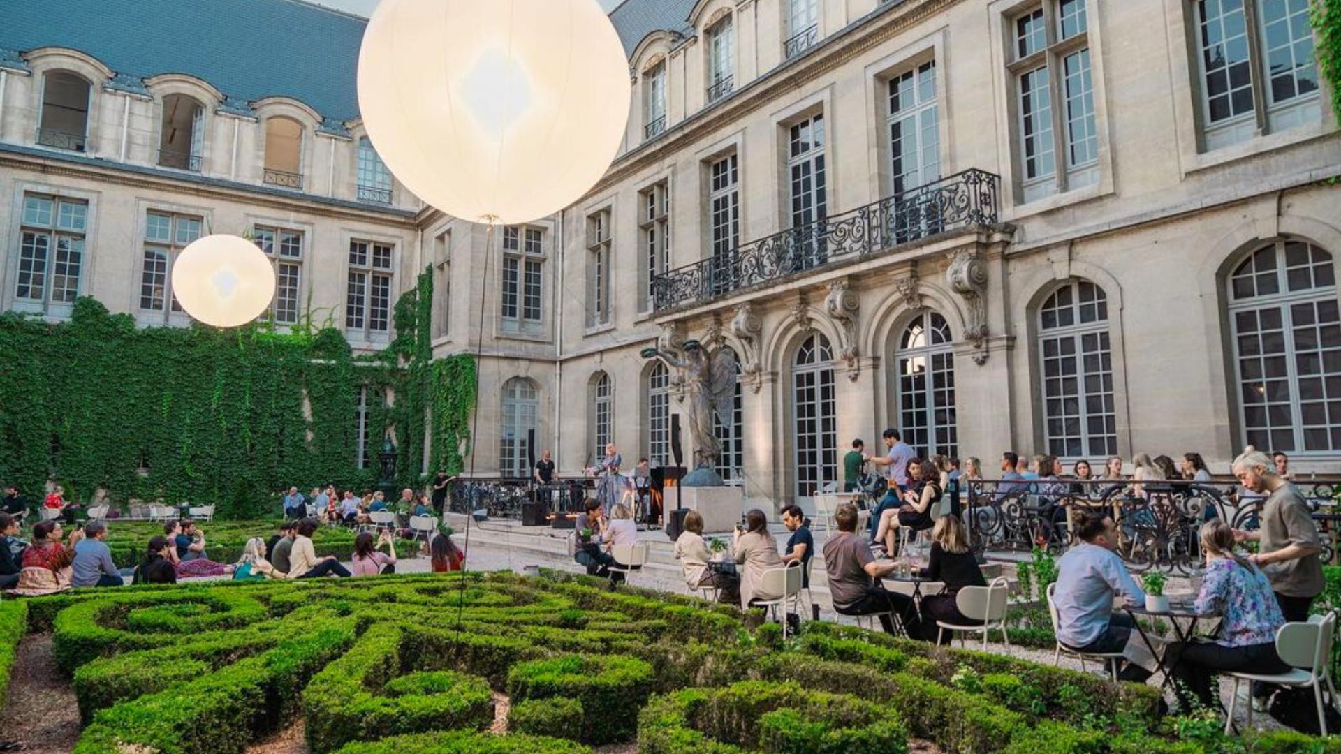 Fabula - French Restaurant in Paris, France | The Vendry