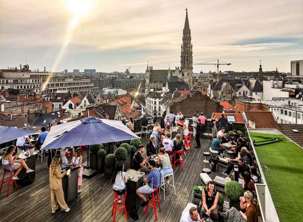 soko-rooftop-bar-club-in-kraainem-belgium-the-vendry