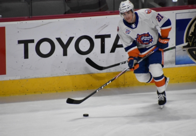 Fresh Start, First Taste of NHL Gives Bardreau New Perspective 
