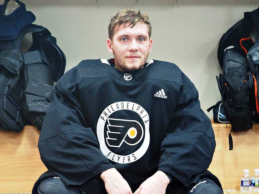 Goaltender Kirill Ustimenko comes to North America for the 2019-20 season.