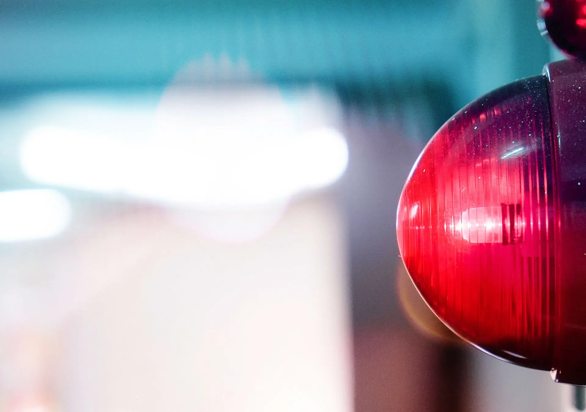 Alarm bells and warning lights for fire alarms