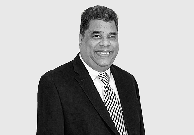 A headshot image of Leonard Deonarine