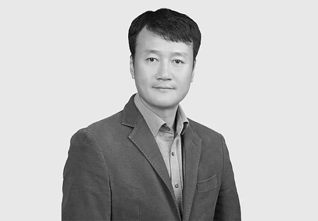 A headshot image of Junhee Ji