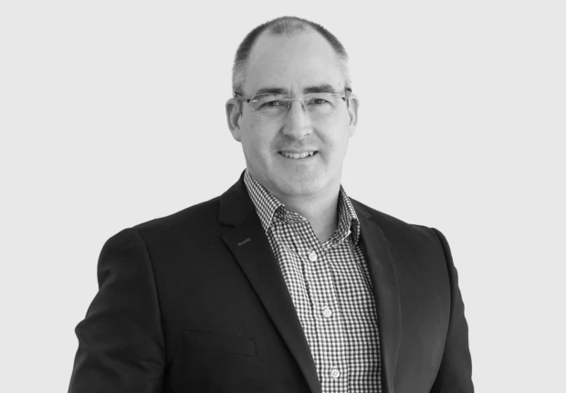 A headshot image of Jeff Parkinson