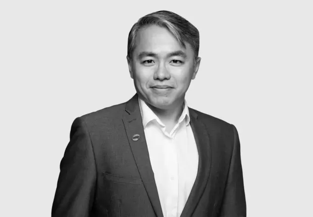 A headshot image of Eu Jin Teh