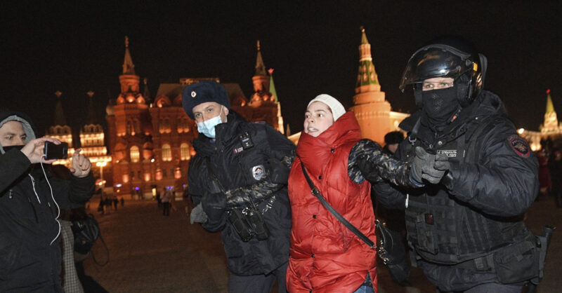 Russia's Anti-War Protesters Are Facing Unprecedented Repression - Vimarsana News