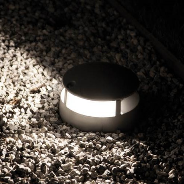 D32-MiniZac-Bollard-Bullards-Lighting-2 (1).png