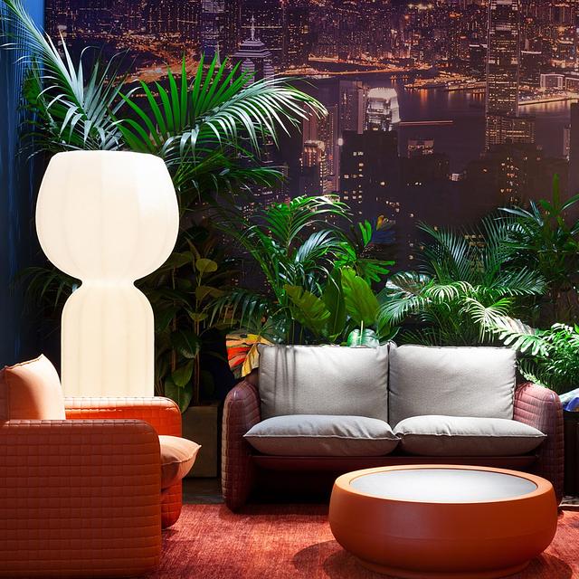 mara-sofa-5 (edited).jpg