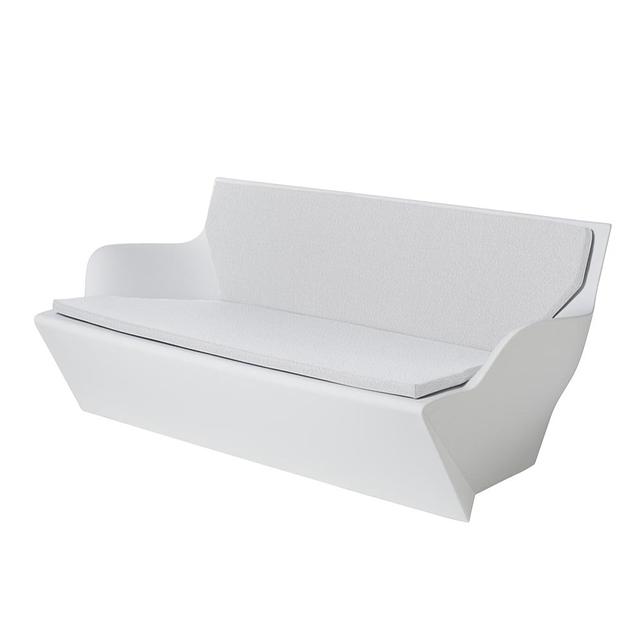 kami-yon_milky-white_cushion-cotton-white.jpg