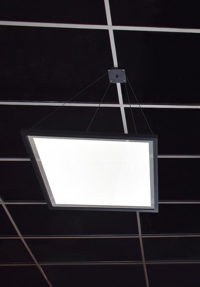 AVANTA-Black-4.jpg