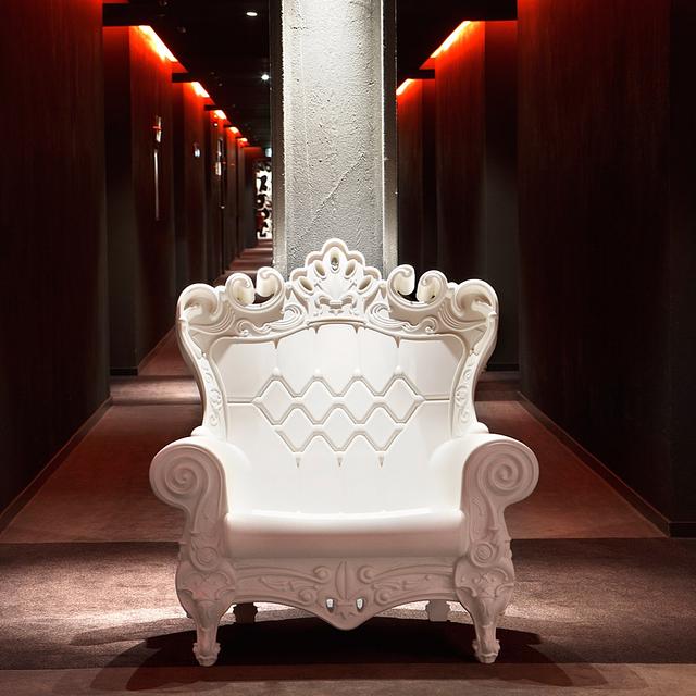 armchair-queen-of-love-(5).jpg