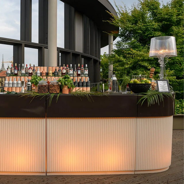 7_CORDIALE-BAR.png