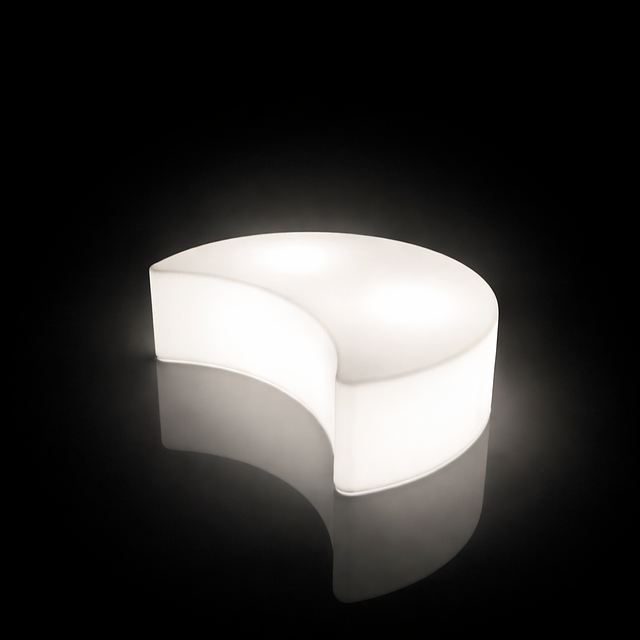 MOON .png