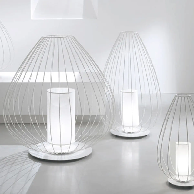 cell-outdoor-lamp4.png