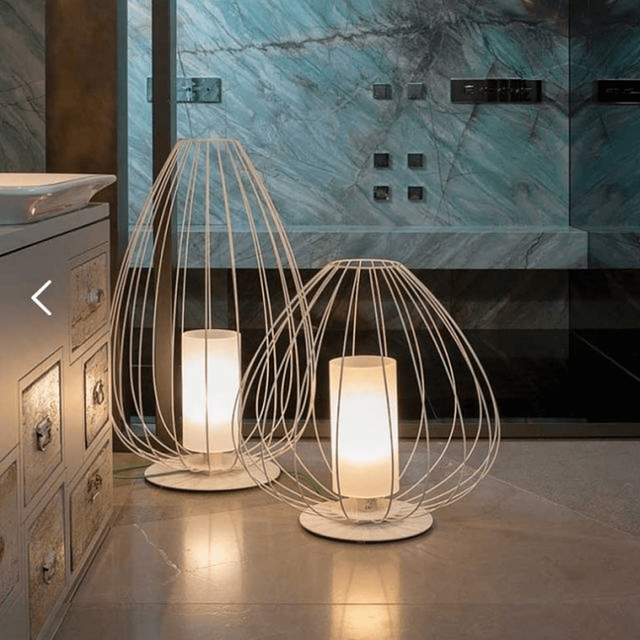 cell-outdoor-lamp2 (1) (1).png