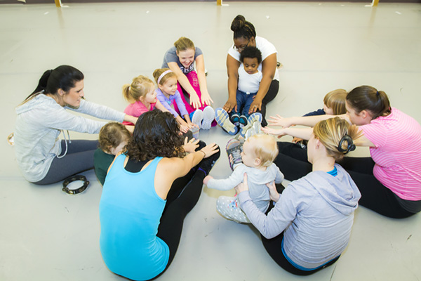 Mommy and Me Classes Grand Rapids MI