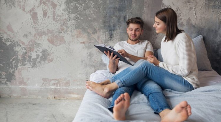 100 I Love You Paragraphs for Her: Romantic Expressions of Love