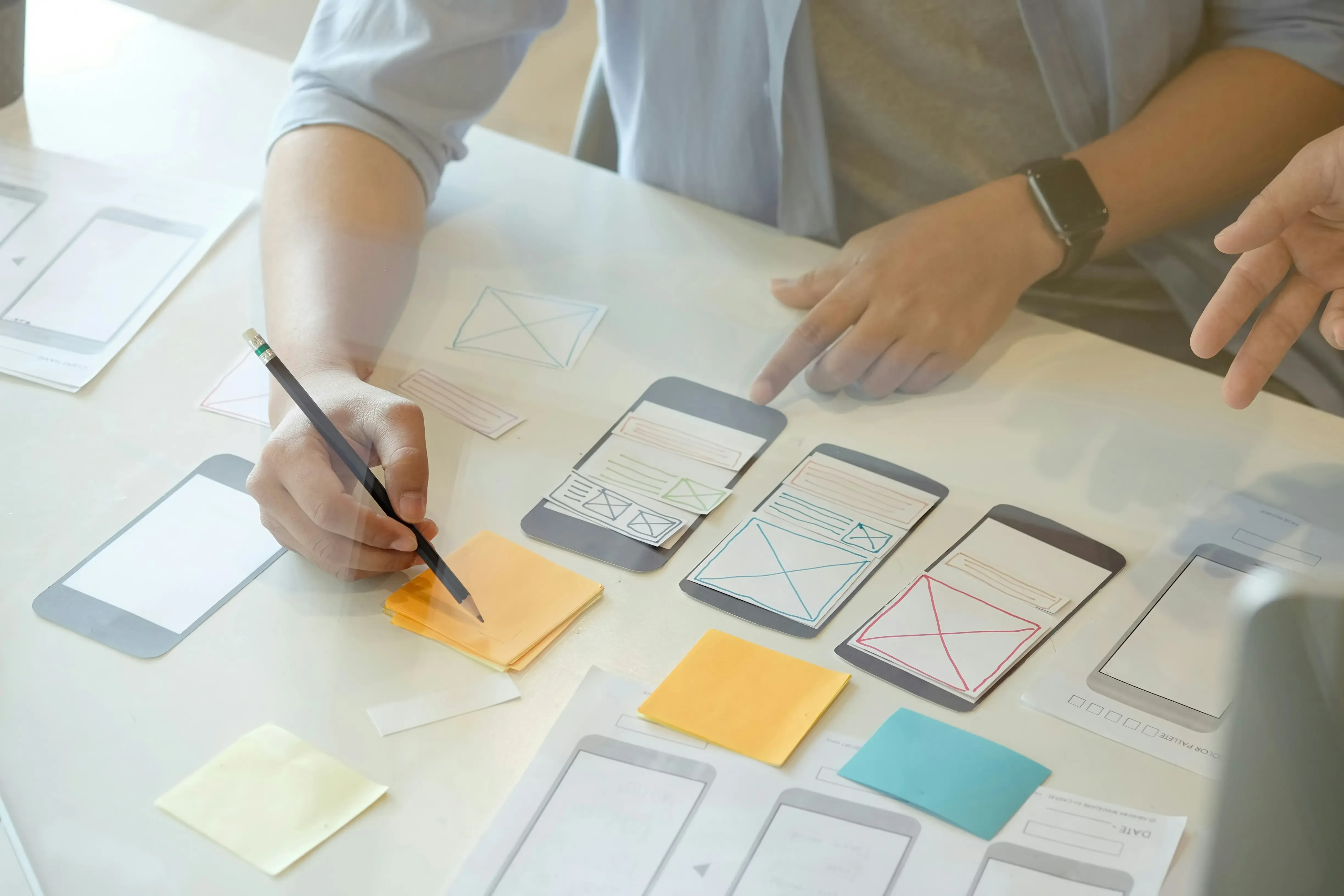 Rapid paper prototyping with mobile wireframes and sticky notes