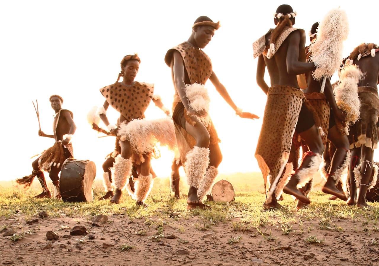 Zulu dancing Mountain Lodge phinda