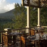 L dining on the verandah