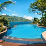 L infinity pool