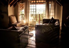 B guest lounge area
