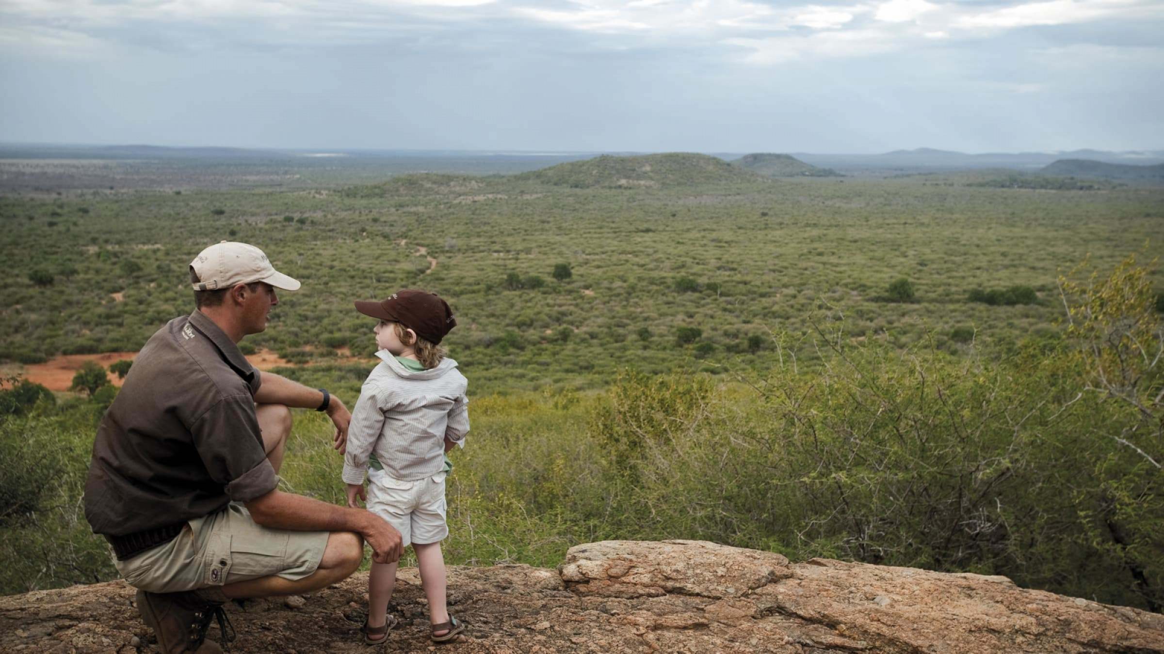 Madikwe Safari Lodge family hero