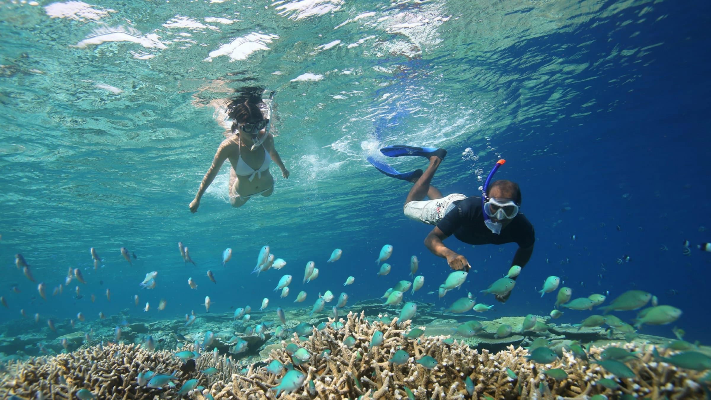 Maldives family holidays hero