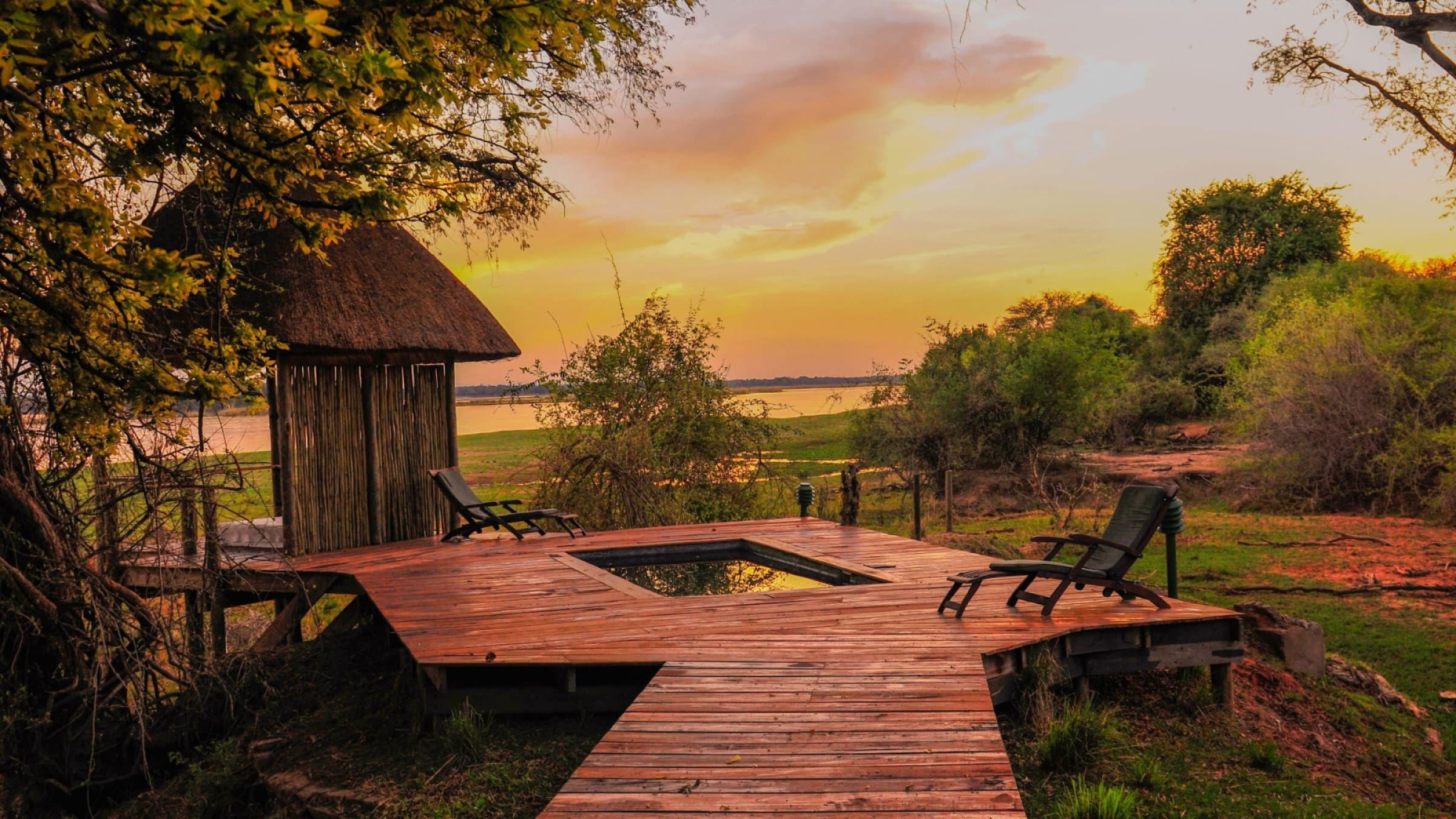 H royal zambezi lodge
