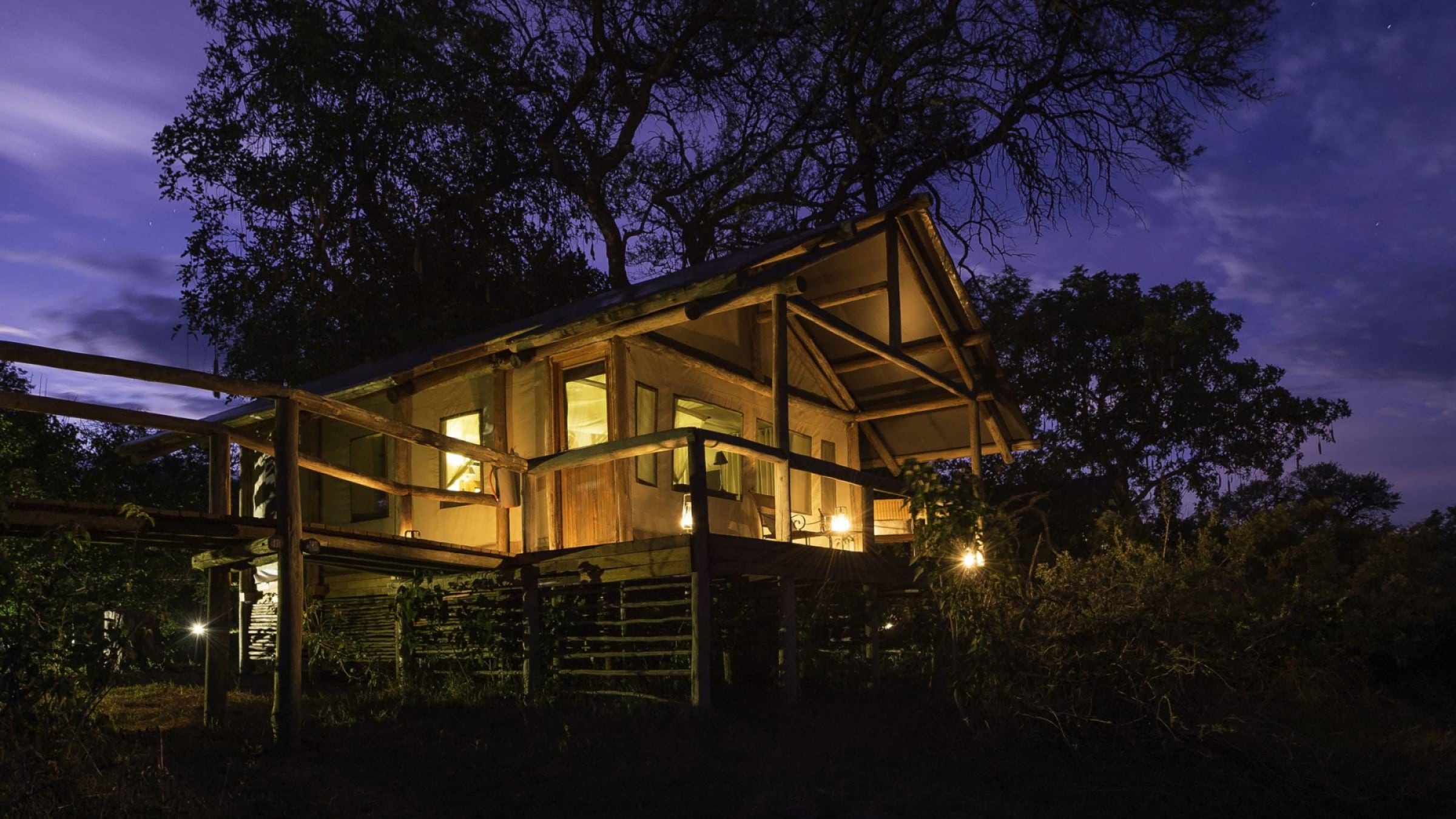 H seba camp exterior at night