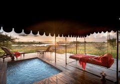 Jacks camp plunge pool and deck views 1280