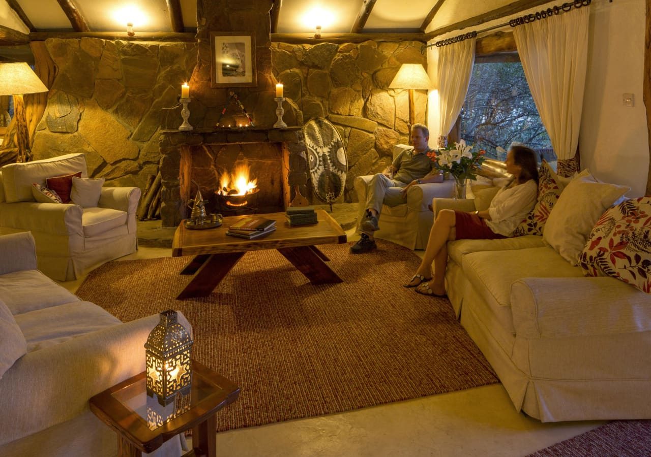 Asilia acacia house lounge area 1280