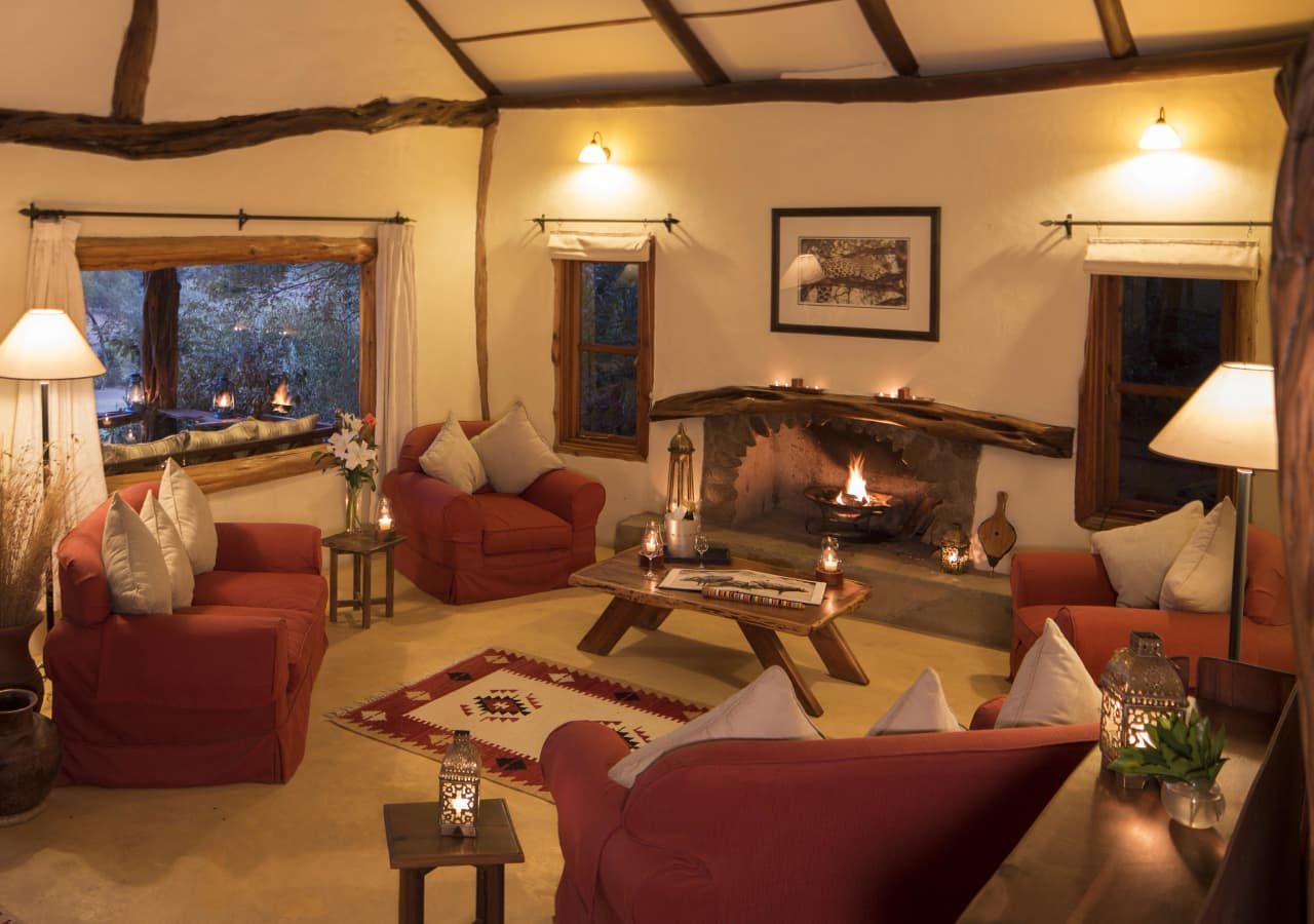 Asilia mara house lounge area 1280