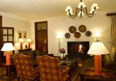 House of waine guest lounge area 3507