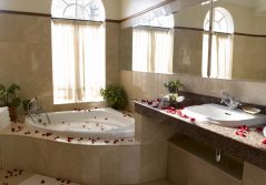 House of waine rose petal bubble bath 1227