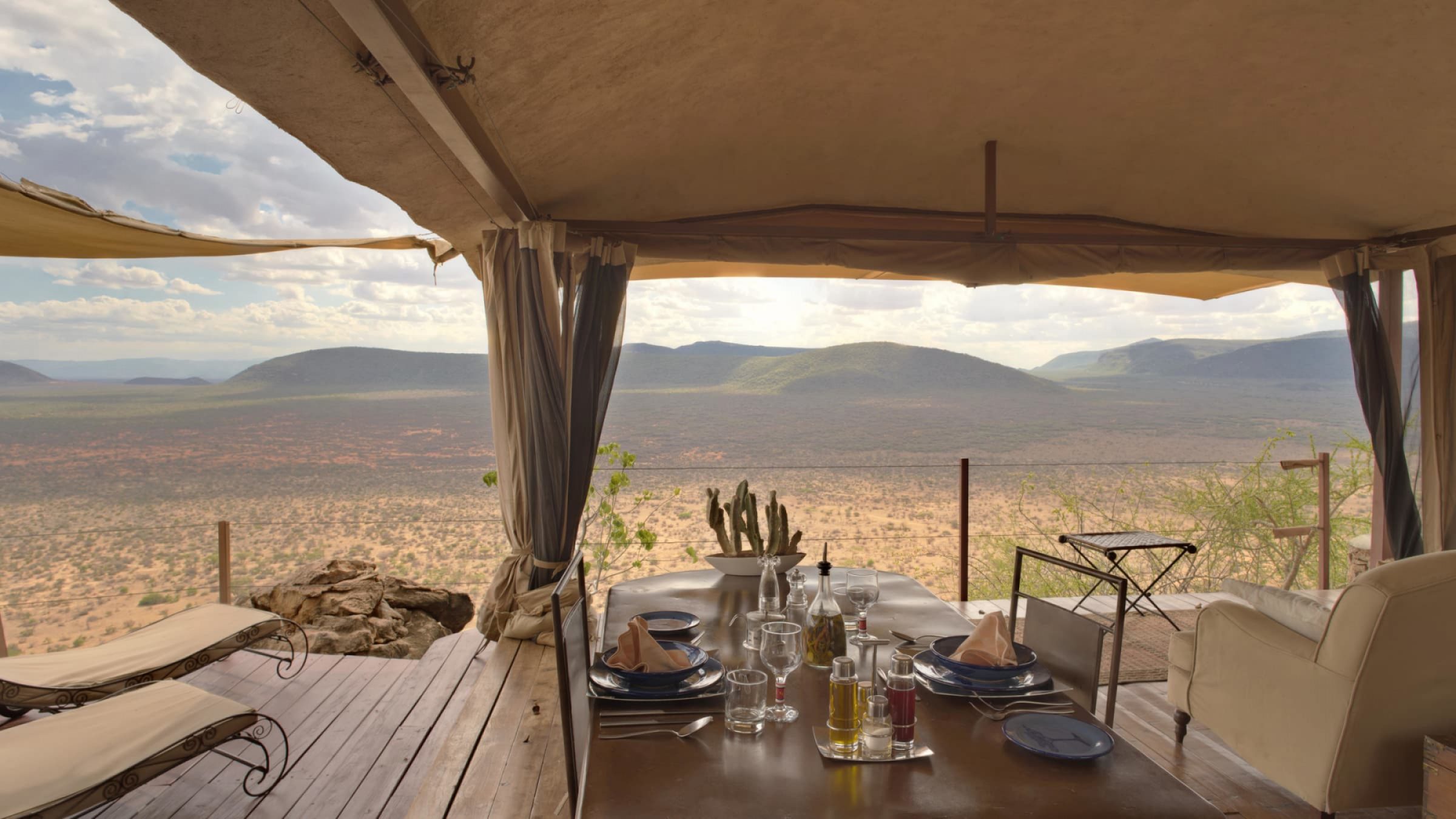Saruni samburu saruni samburu views 2400