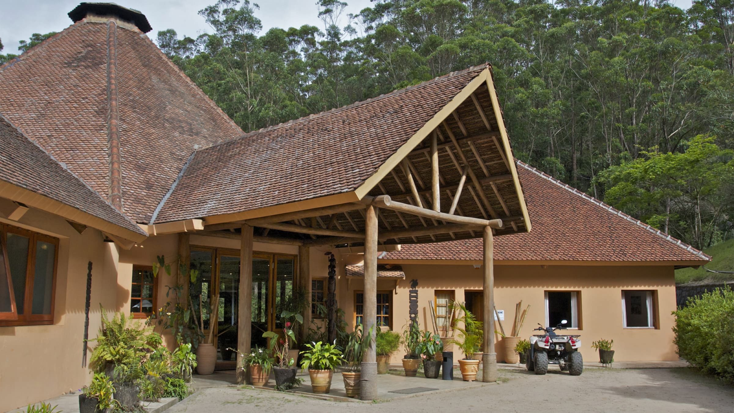 Vakona forest lodge exterior view of the hotel 2400