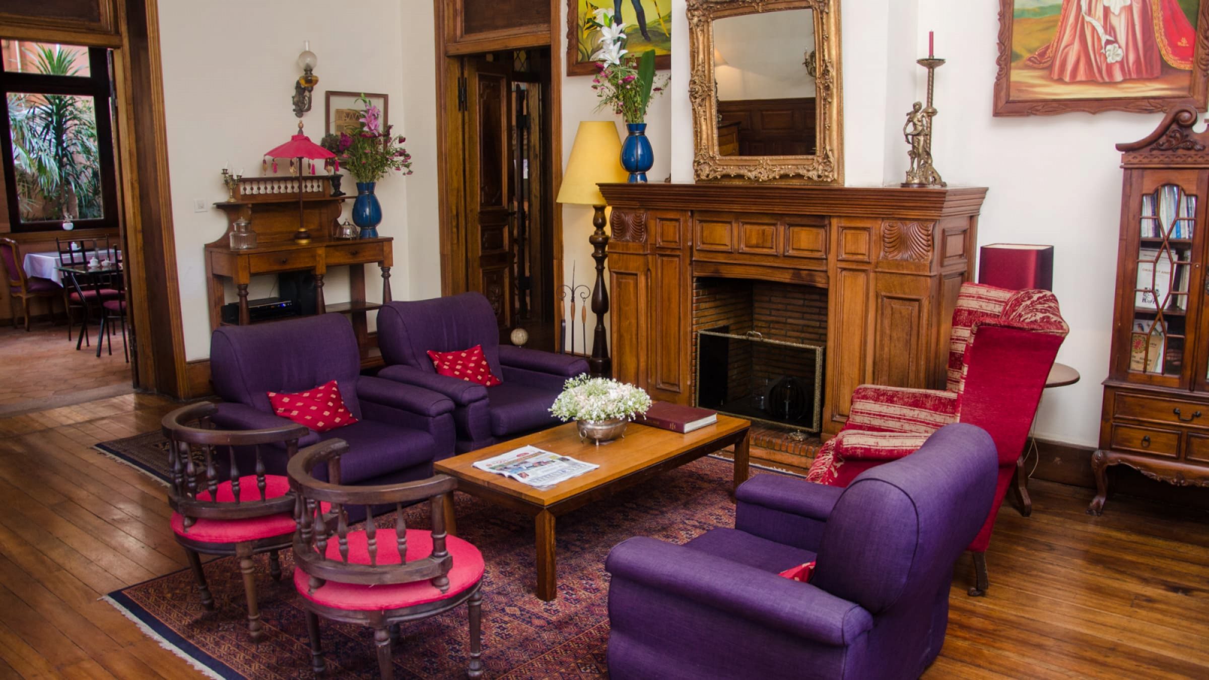Pavillion de lemyrne main lounge area 2400
