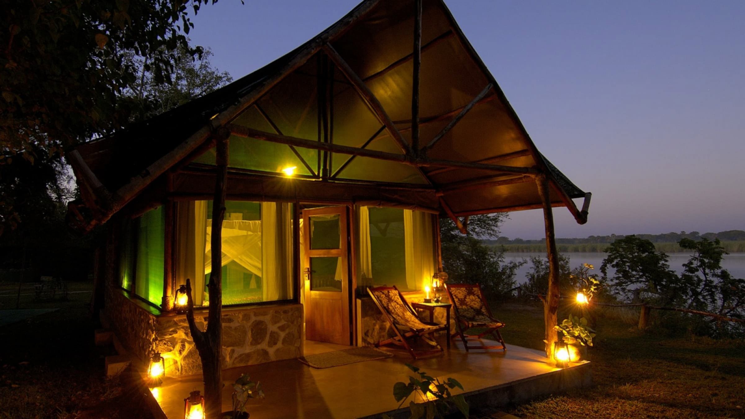 Mvuu camp exterior view of chalet 2400