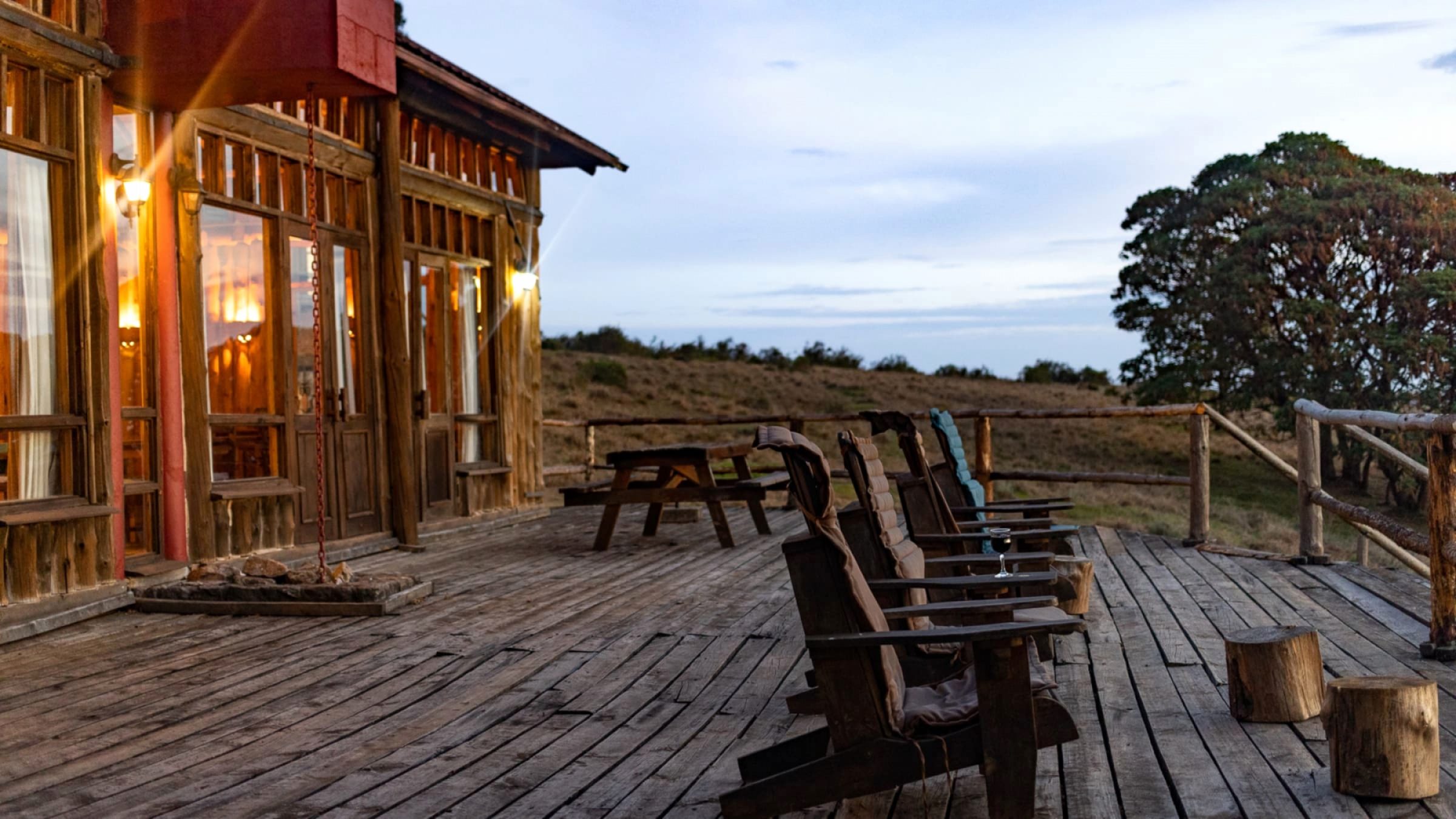 Chelinda lodge outside view chelinda lodge 2400